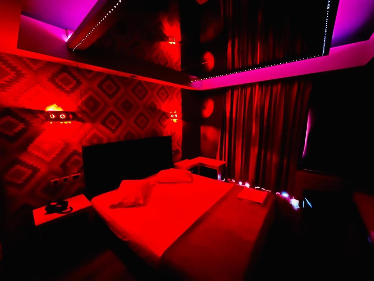 Hotel Prive Skaramangás エクステリア 写真