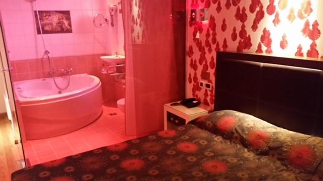 Hotel Prive Skaramangás エクステリア 写真
